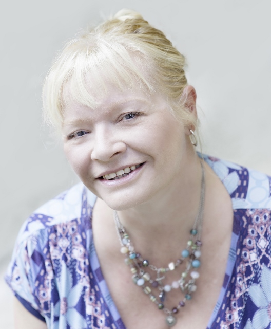 karen author photo cream (3) (528x640)